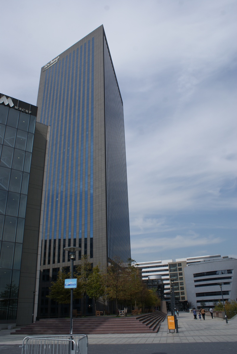 Paris La Défense, en photos.  Dsc08691