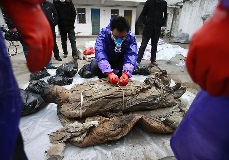 Une momie de 700 ans de la Dynastie Ming découverte en Chine Mummy110