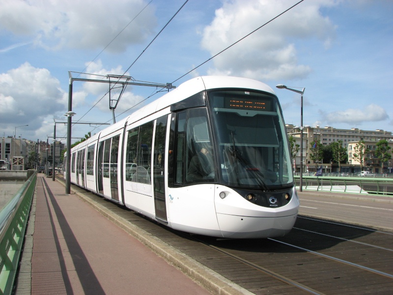 De nouvelles rames de Tram pour 2011-2012 - Page 11 Rouen_11