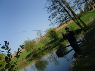 Le 06-05-08 tit pêche avec ma douce Snc18225