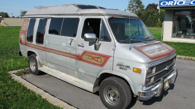 Chevy G20 1983 350 Van111