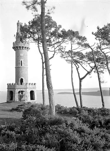 Bromure d'argent - Indentification d'un phare Tour_d10