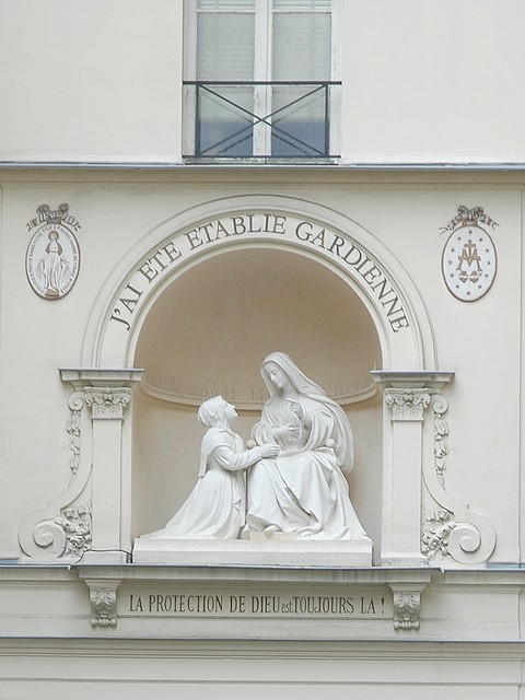 miraculeuse - Témoignage à propos de la chapelle de la rue du Bac et de sa Médaille Miraculeuse (Sainte Catherine Labouré, miracle, apparition) Gardie10