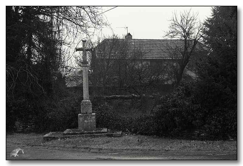 Image imposée N°13 : Les calvaires, croix et grottes Pma19310