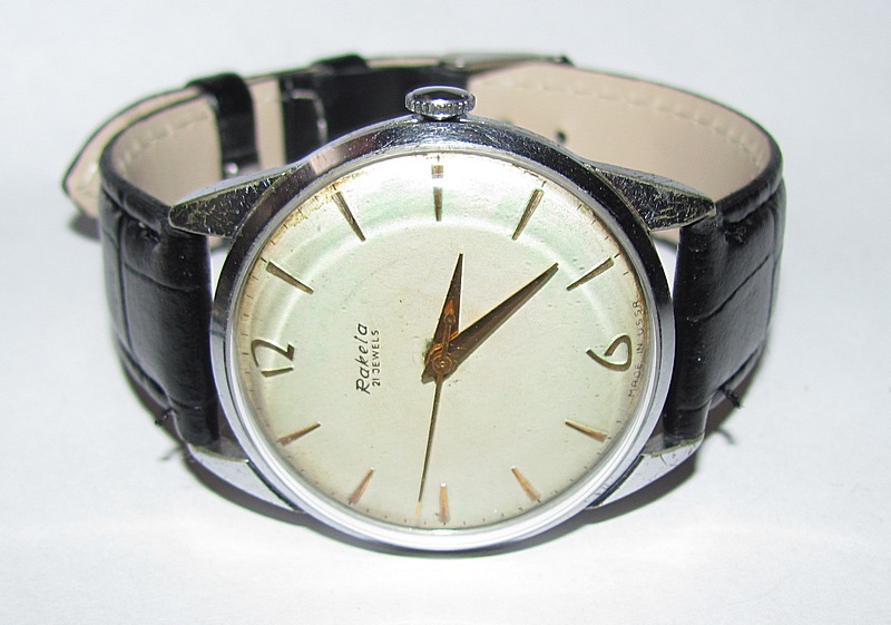 Montre typée 60's pour costume Montre10