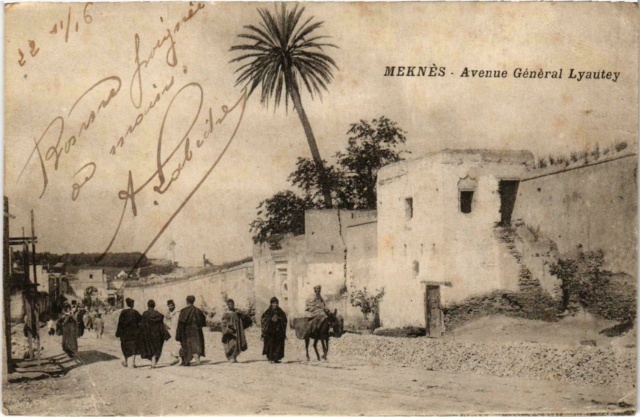 Meknès, la Ville Ancienne et les 2 Mellahs - 3 - Page 13 Mek_av12