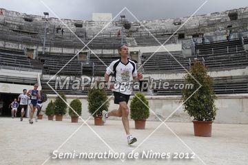 [Semi marathon de Nîmes-2012]Hemil Semi_m10