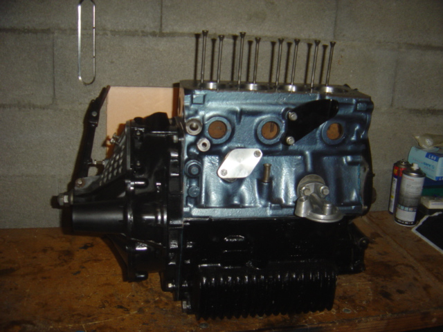 montage du nouveau moteur du clubby Dsc05433