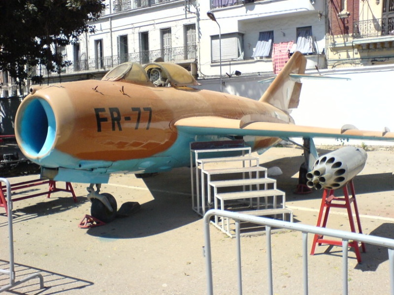 الطائرات القديمة التي كانت في القوات الجوية الجزائرية Mig-1510