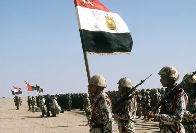صورة نادره للقوات المصرية اثناء حرب الخليج Dn-st-10