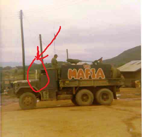 THE MAFIA gun truck nam conversion ACADEMY 1/72° Mafia-10