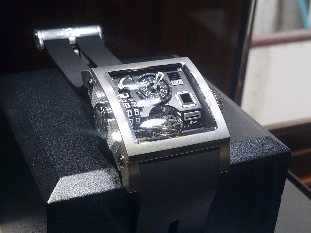 SIHH & Genève : Time Floats Sihh2410