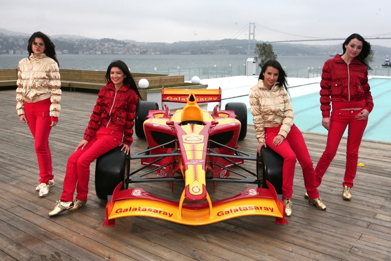 Galatasaray'n Superleague Formula'da yaracak otomobili 23139910
