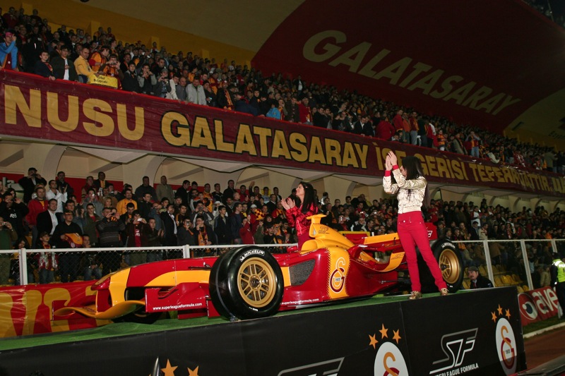 Galatasaray'n Superleague Formula'da yaracak otomobili 23212410