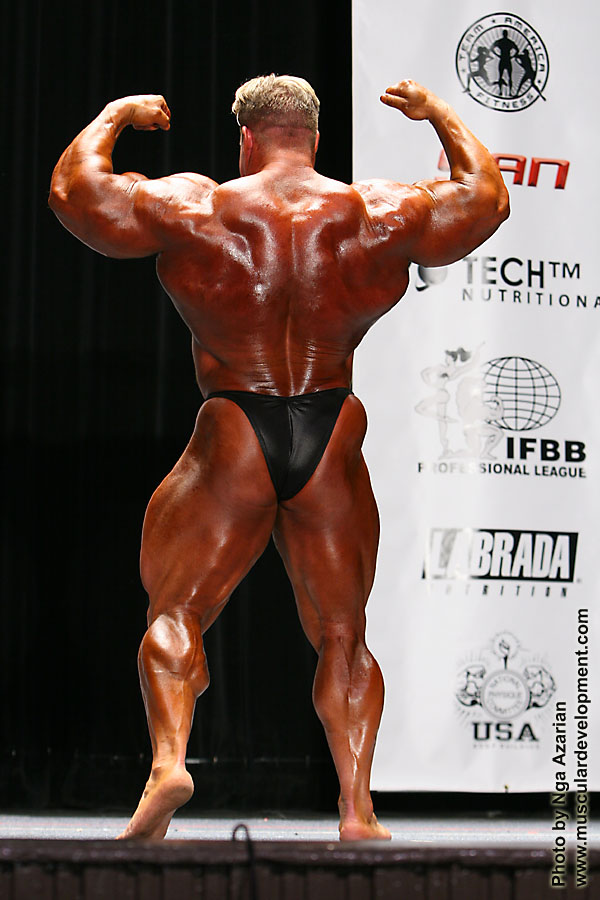 Jay Cutler avant Olympia 2008 (a 2 semaines) - Page 2 Img_6110