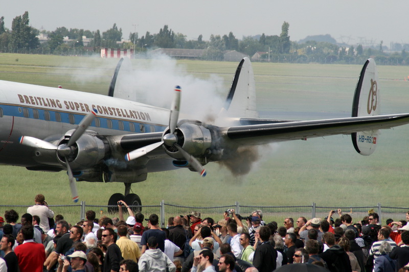 Super Constellation Img_4913