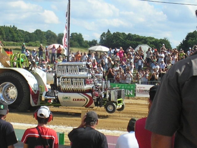 championnat d'europe de tracteur pulling à lubersac (19) P7200414