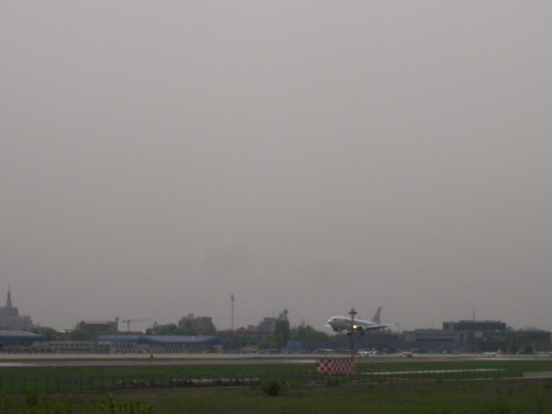 Aeroportul Bucuresti (Aurel Vlaicu / Baneasa) - 2008 Pictur36