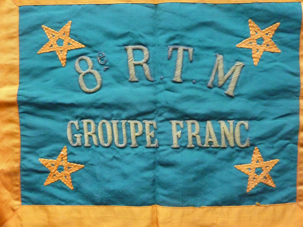  Fanion Groupe Franc du 8e Régiment de Tirailleurs Marocains - 40 ou postérieur ? Collec12