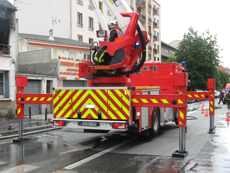 Les nacelles des SAPEURS POMPIERS Img_9714