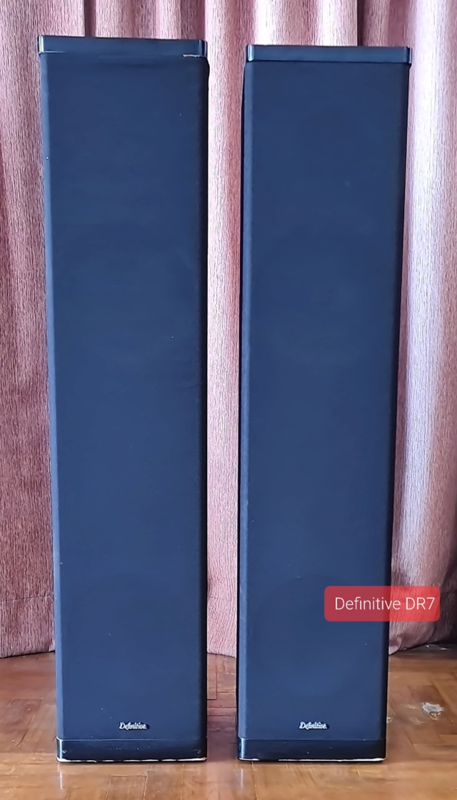 USED Definitive DR7 Floorstanding speakers