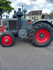 18 VIERZON  Rassemblement de tracteurs SFV ce week-end ( 20 et 21 MAI 2023) 20230520