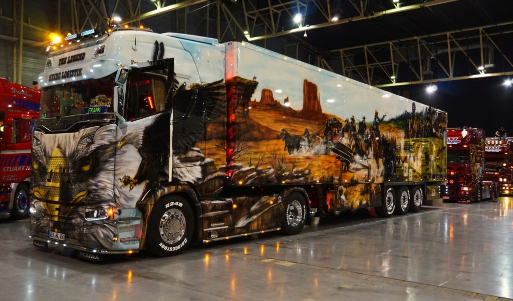 donc  ce samedi 11 et dimanche 12  rendez vous a l'expo-camion décorés a Douai -Gayant ....extra de chez extra Ok_rv155