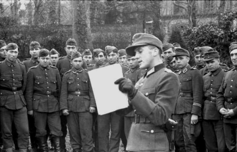 Osttruppen, ROA, Hiwis, les volontaires russes de la Wehrmacht - Page 2 9611