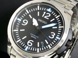 Quelle marque pour une montre type aviateur ? Srp_0211