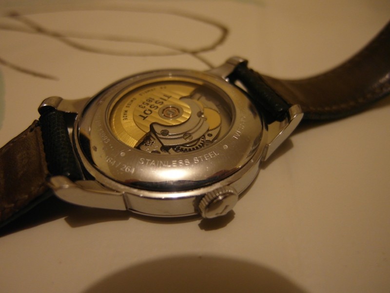 tissot - Aide contrefaçon Tissot Le Locle Sam_0513