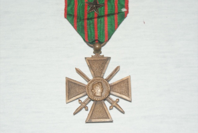 Médaille Croix de guerre  Dsc02634