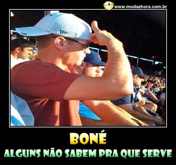 Esse Cara Não sabe pra que serve um boné kk 31623410