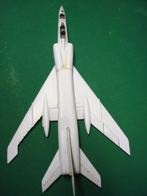 [Amodel] Tupolev 128UT Pelican Dsc03211