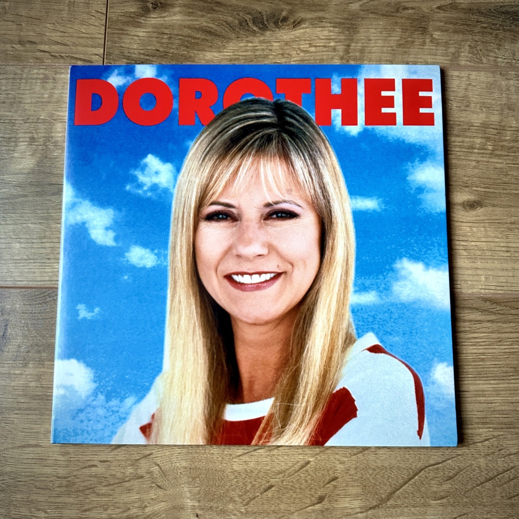► Les prochaines sorties discographiques de Dorothée ♫ - Page 12 Img_8919