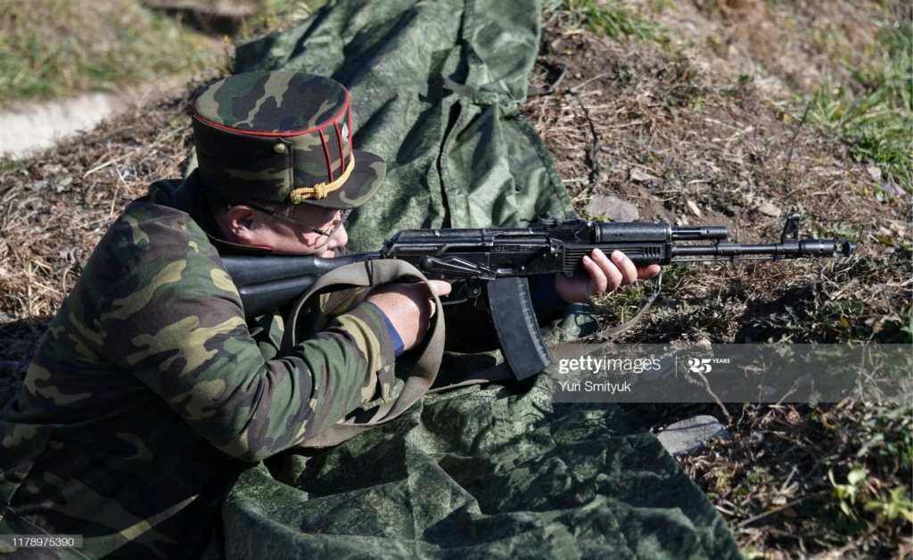 DPRK KPA Woodland/Leaf Camouflage Kepi and Cap Badge 12021710