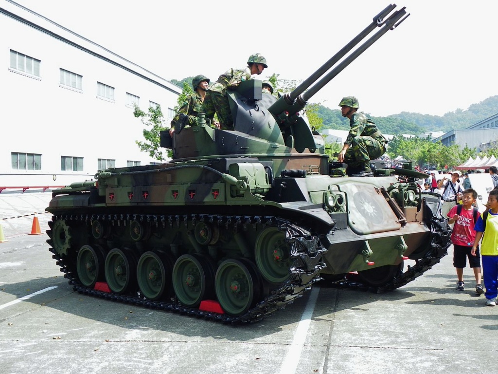 Examining Some Taiwanese Camos 1280px14