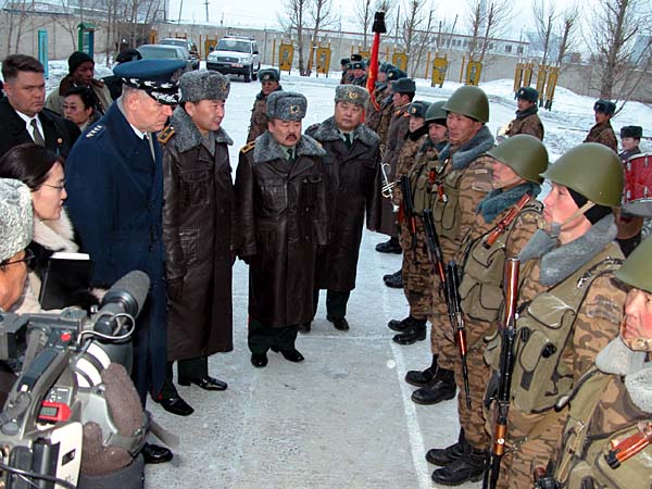 Mongolian SSh-68 Helmet with Soyombo Emblem (And Red Star Soyombo hat badge) 20040110