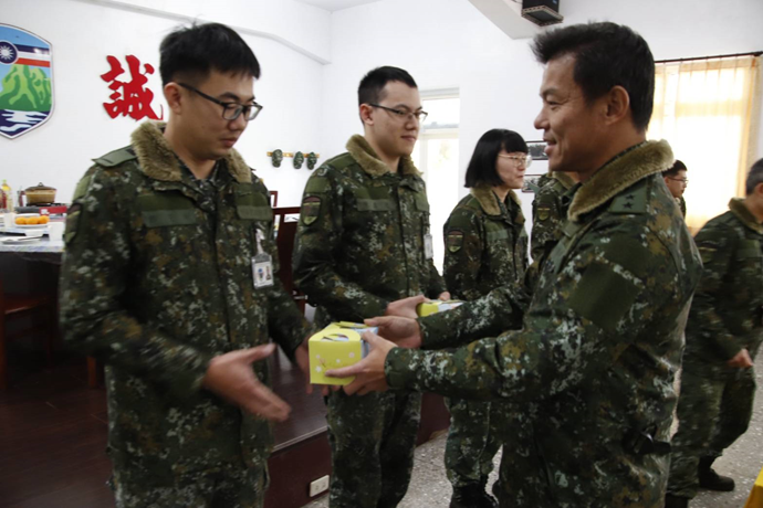 Examining Some Taiwanese Camos 53609510