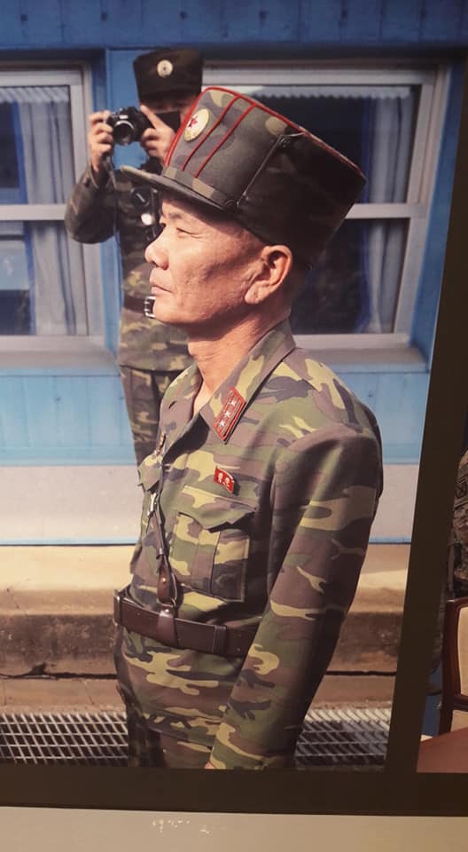 DPRK KPA Woodland/Leaf Camouflage Kepi and Cap Badge 61770110