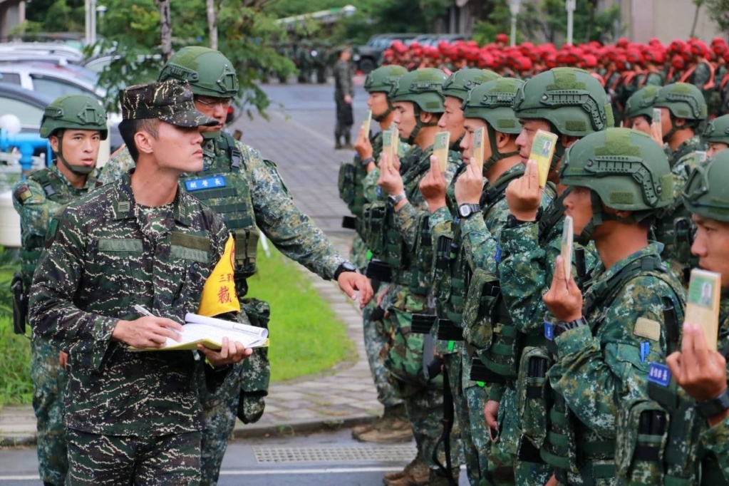 Examining Some Taiwanese Camos 70496410