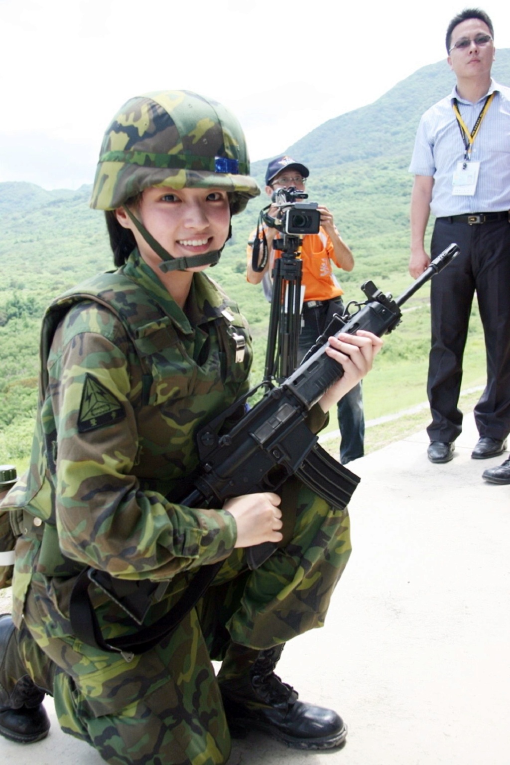 Examining Some Taiwanese Camos 938d7610