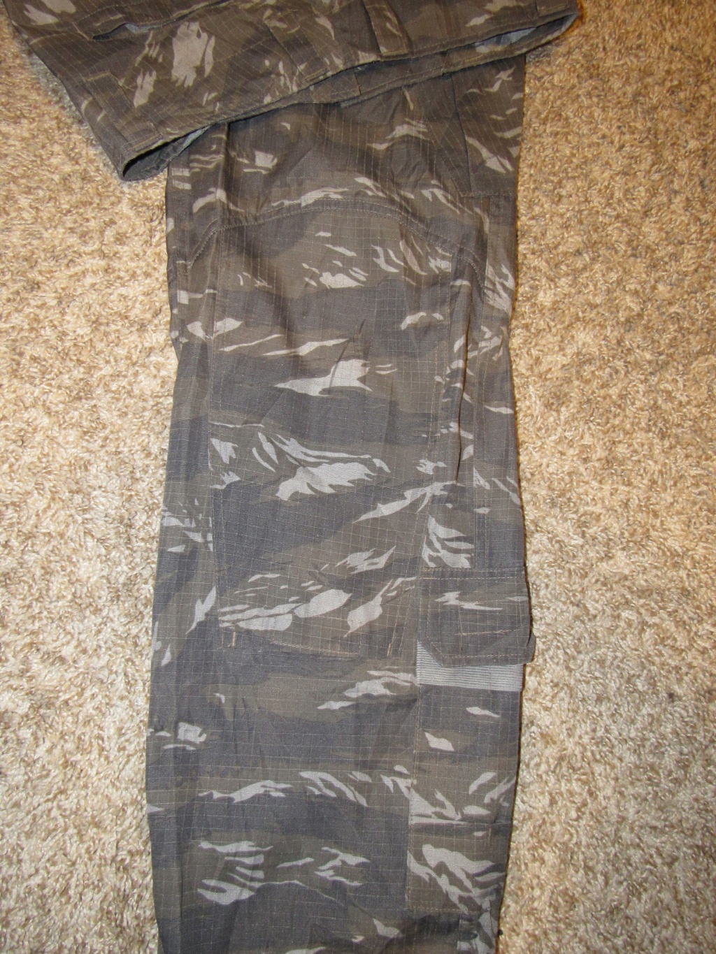Unknown Urban Tiger Stripe Chinese-made "B. SAFE" Uniform, possibly Filipino? Img_3229