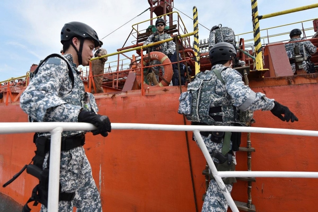 Singapore Digitals and some history of Singapore Combat Dress Sn_vbs10