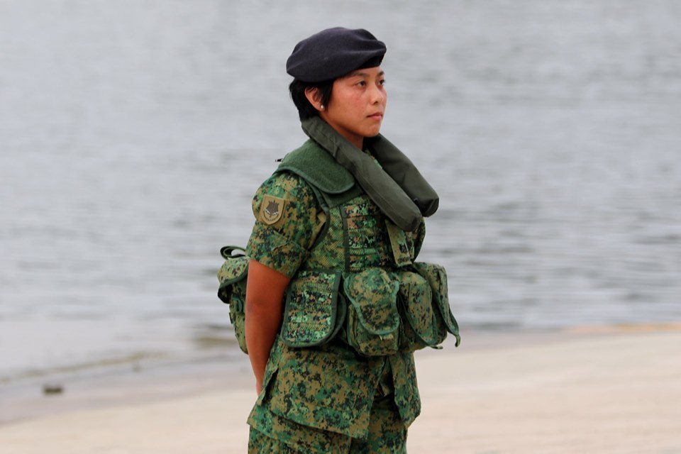 Singapore Digitals and some history of Singapore Combat Dress The_pa10