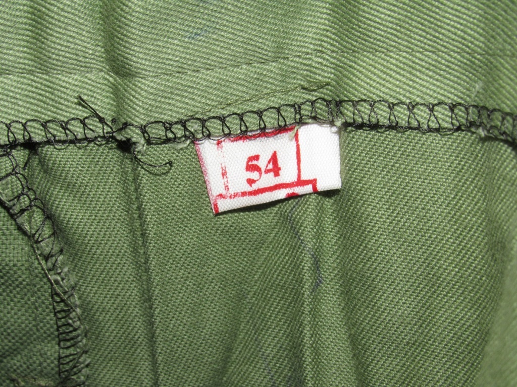 Unknown Arab green shirt and trousers Unknow25