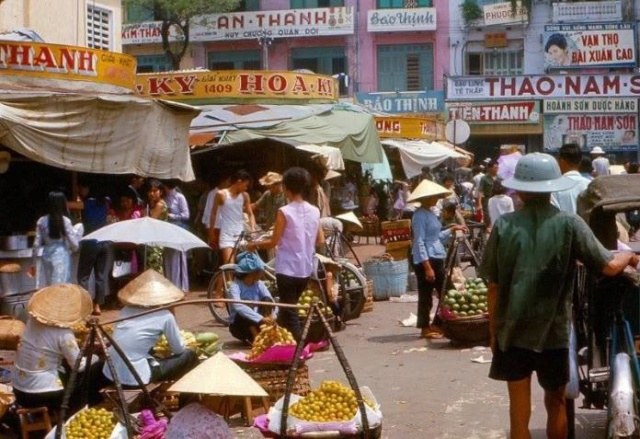 Những hình ảnh về Sài Gòn xưa qua ống kính của một người Mỹ... B12