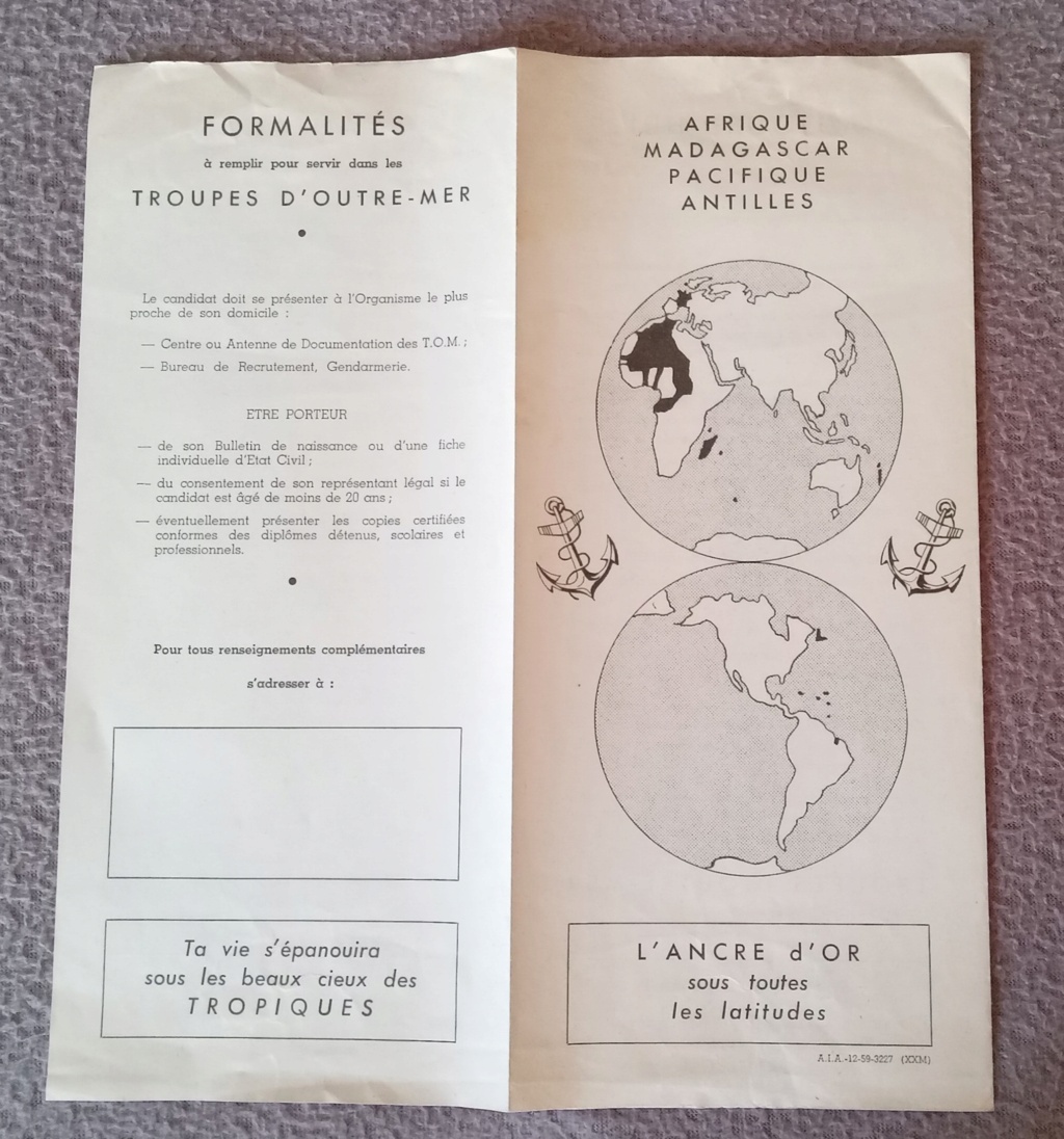 Brochures d'information et recrutement des armes et services de la Coloniale 20240164