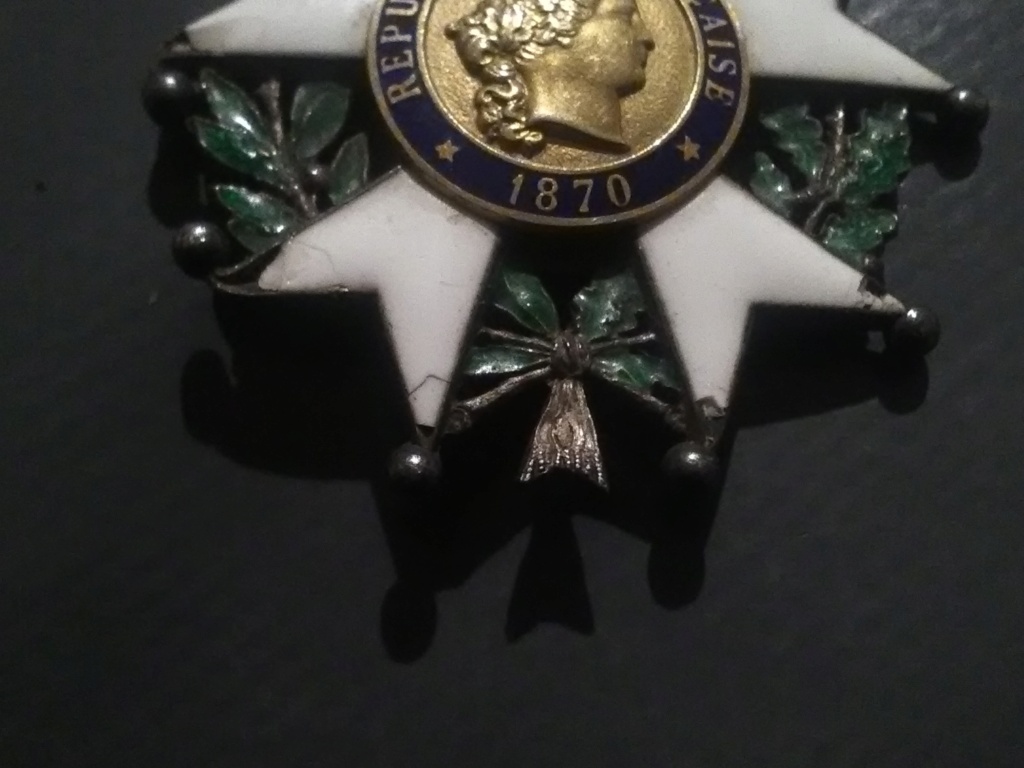 Légion d'honneur IIIème République - affiner une datation Img_2498