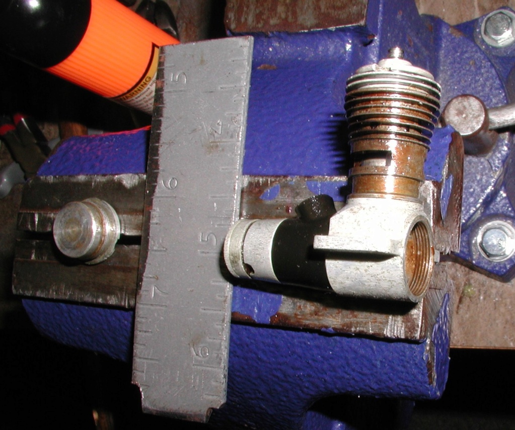 Cox Burned Engines, An update sometimes sad....... Cox_bu16