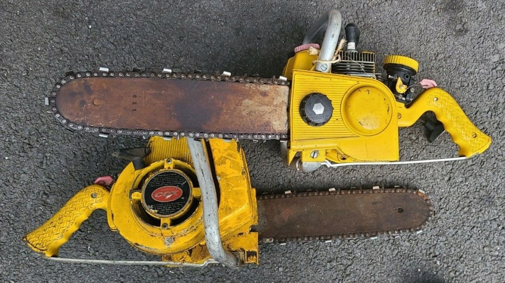 The third Cox Beaver chainsaw.......with a surprise Ebay_c20